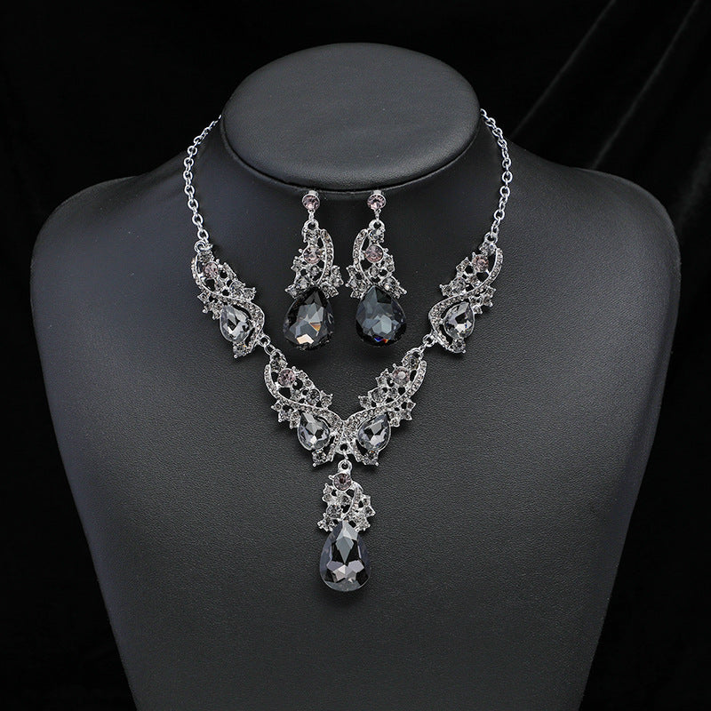 Wholesale luxury exaggerated necklace earrings set