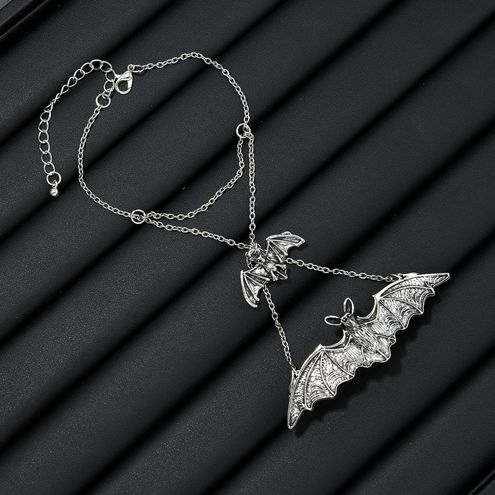 Wholesale  Women' s Bat Ring and Bracelet Vintage Distressed Zinc Alloy Antique Silver Jewelry Accessory