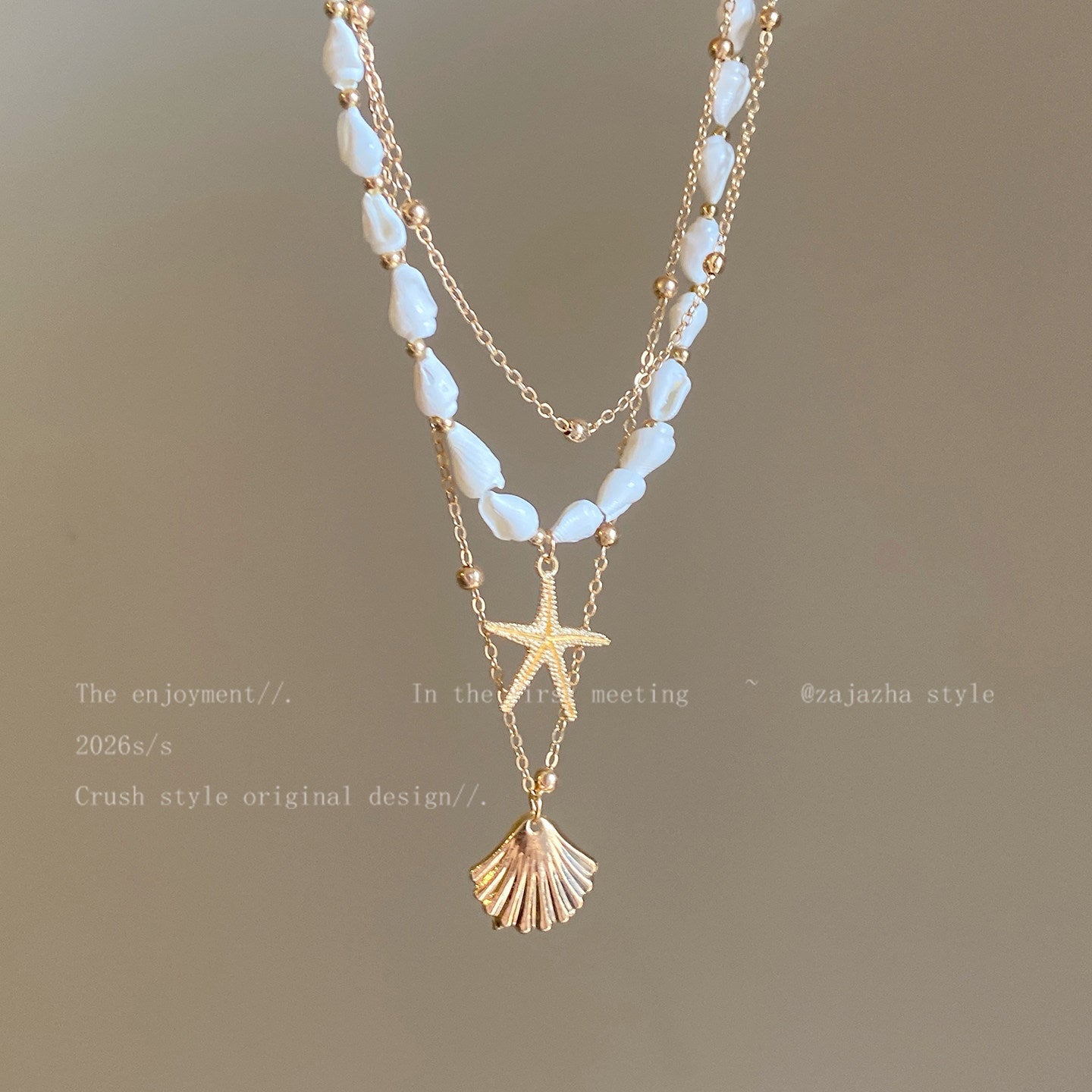 Wholesale Stylish Multi-Layer Shell Necklace Gold Alloy Clavicle Chain Resort Jewelry