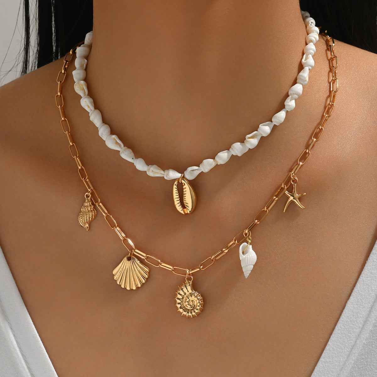 Wholesale seashell pendant  layered clavicle chain necklace.