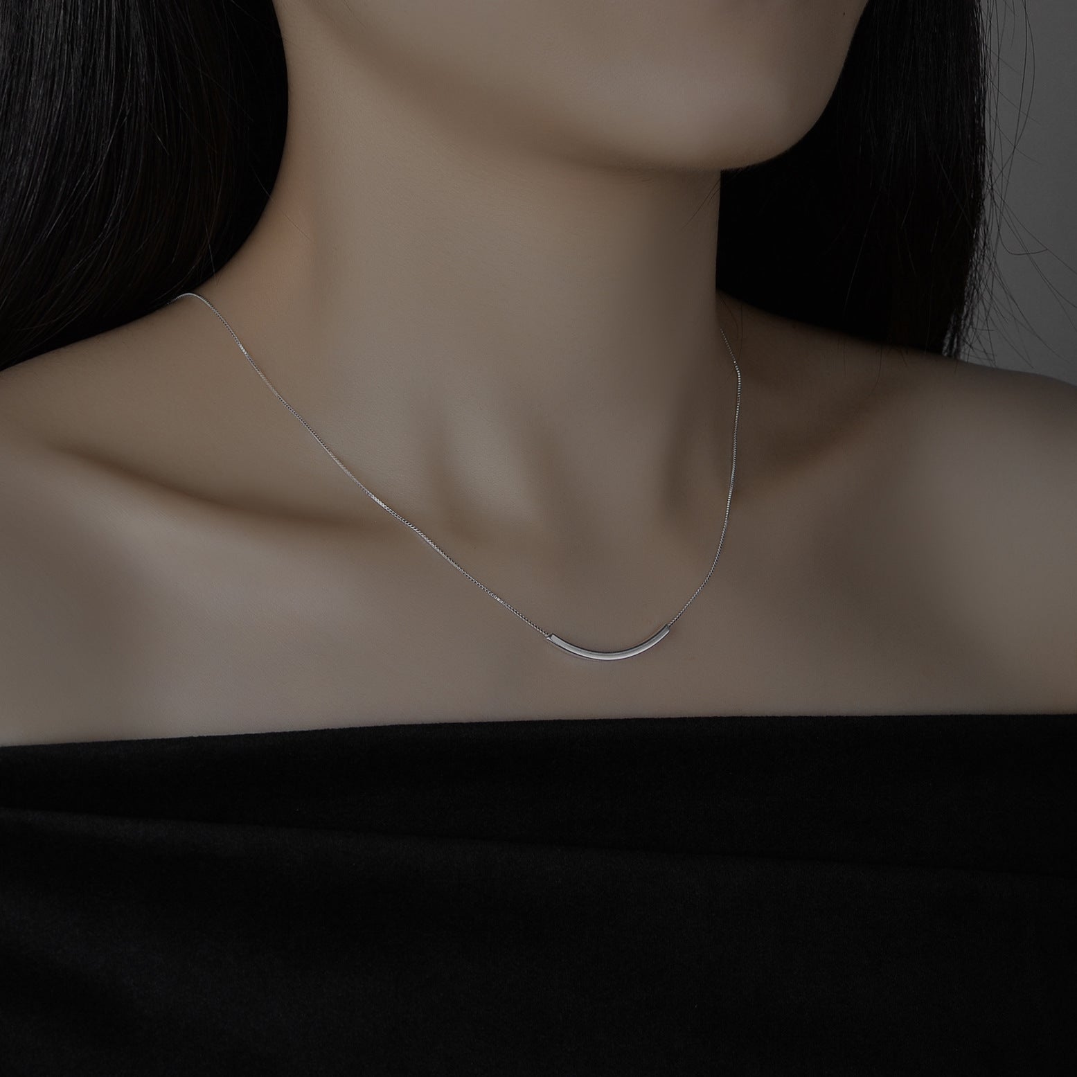 Wholesale S925 Sterling Silver Smile Necklace Clavicle Chain
