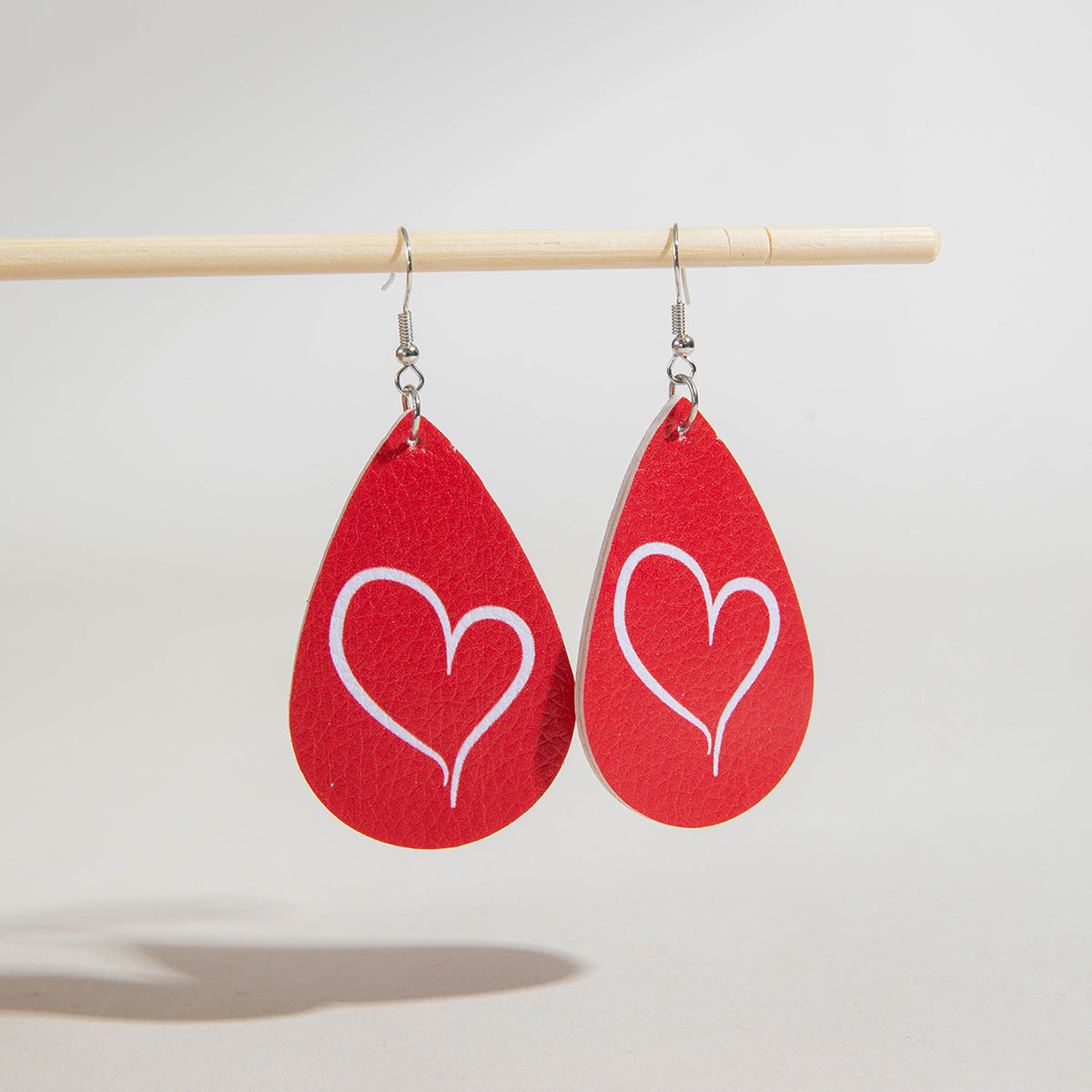 Wholesale genuine leather big teardrop heart Valentine's Day earrings