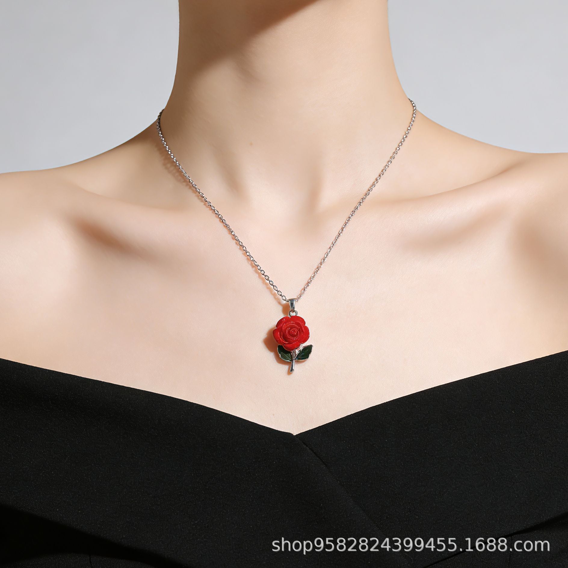 Wholesale Romantic Red Micro-set Choker Necklace,  Titanium Steel Gold Plated,  Fashion Jewelry Accessory for Resale