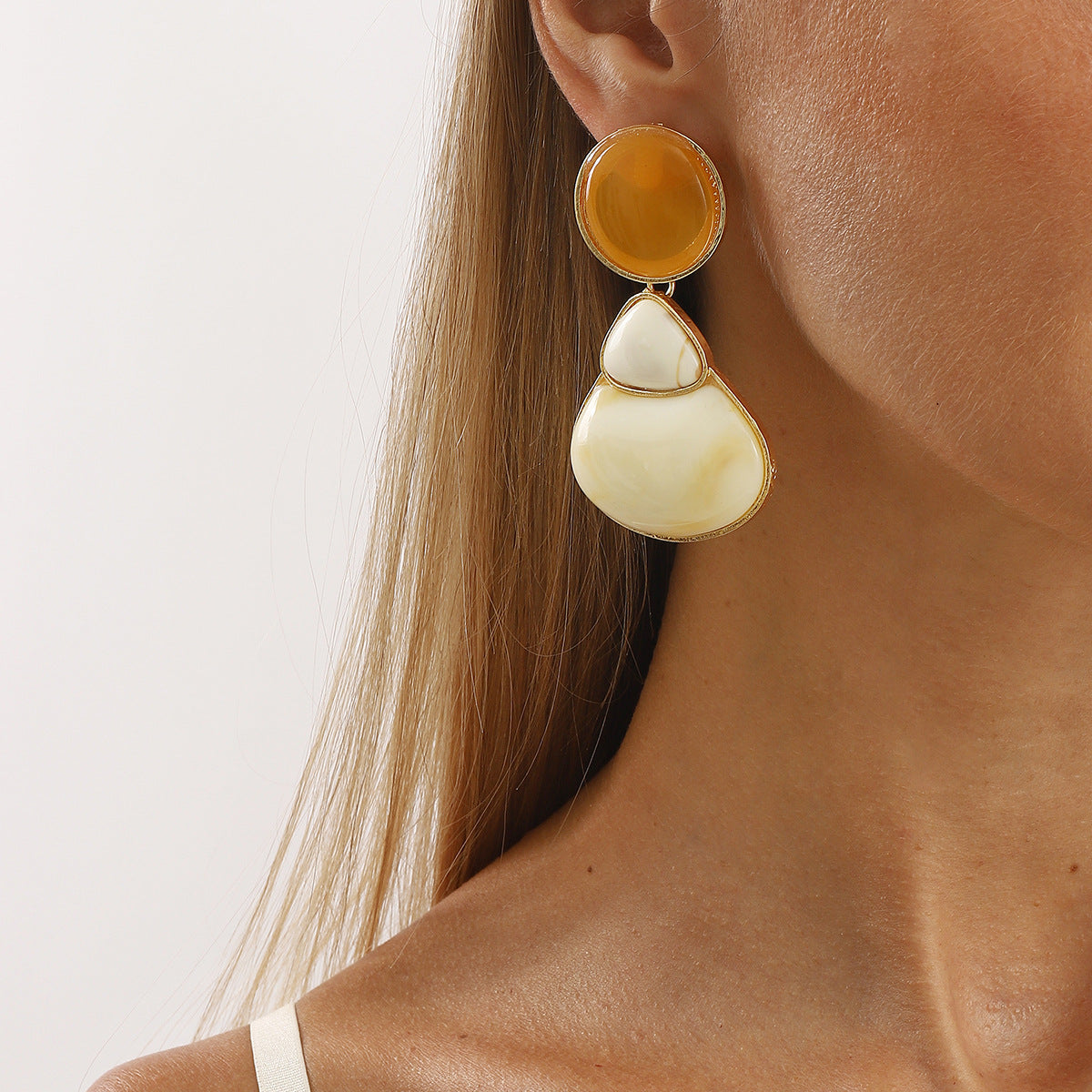 Wholesale contrast color geometric triangle earrings