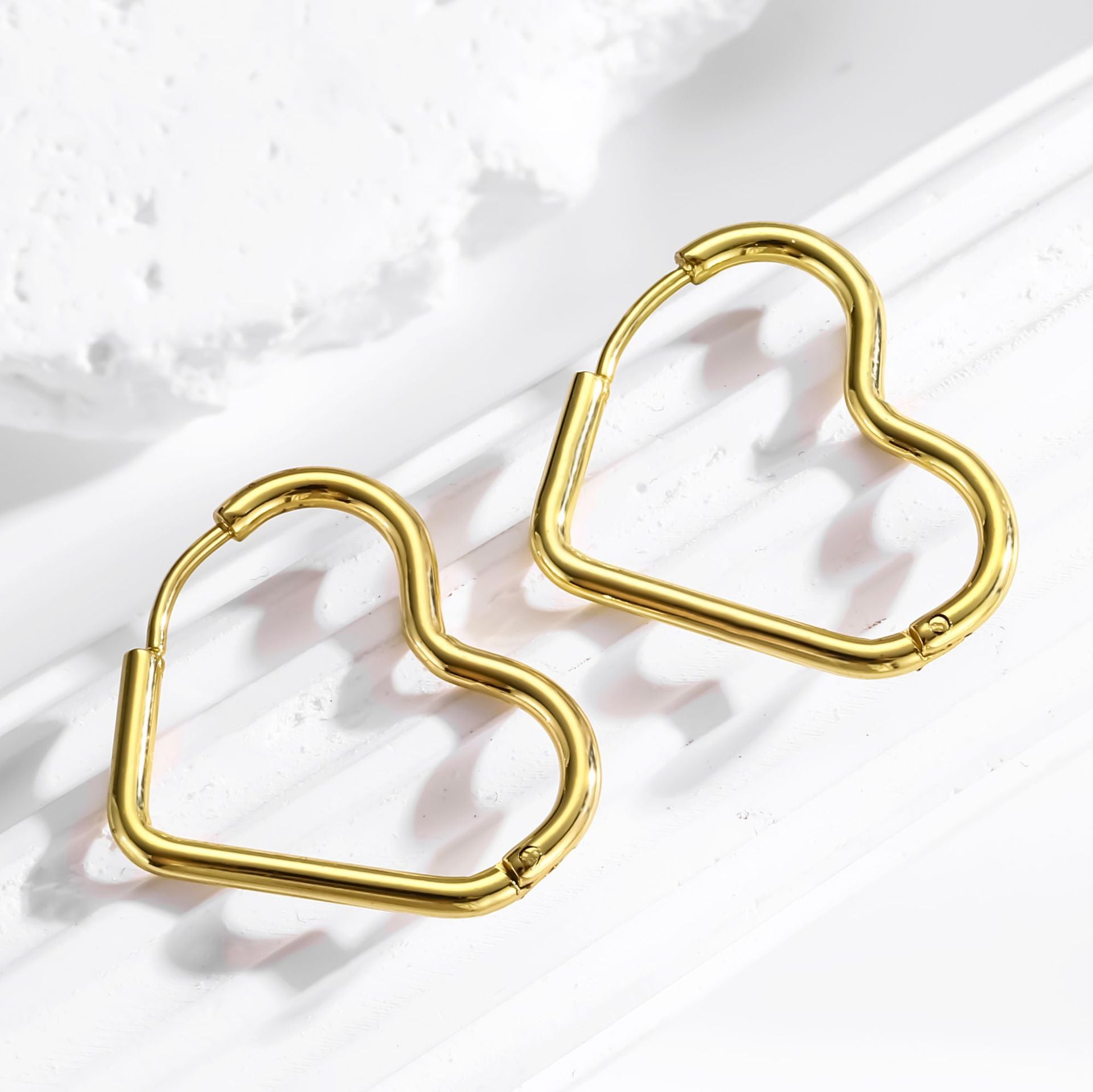 Wholesale Titanium steel square heart earrings