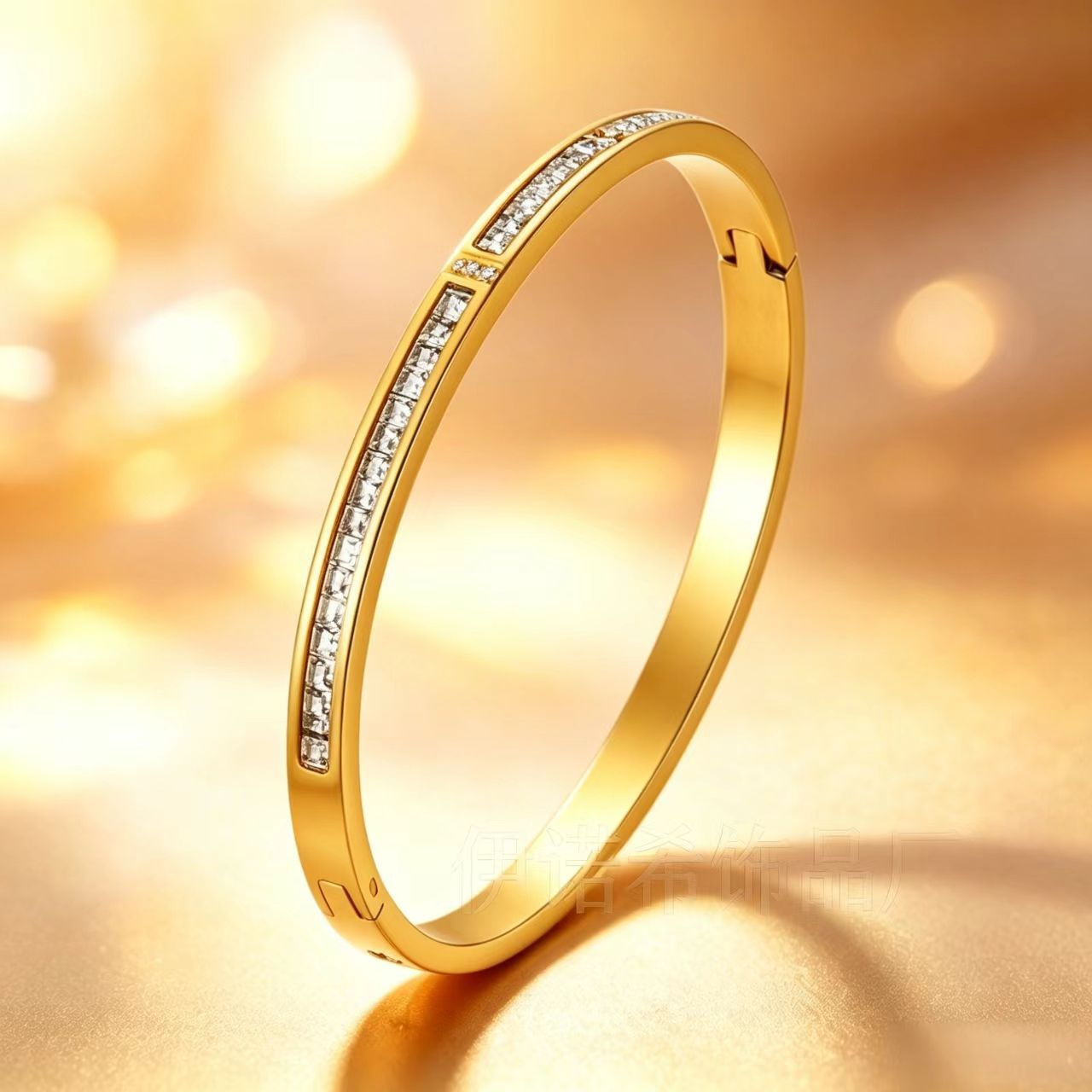 Wholesale 18K Gold Plated Stainless Steel Rhinestone Bracelet Trendy Office Jewelry Accessory
