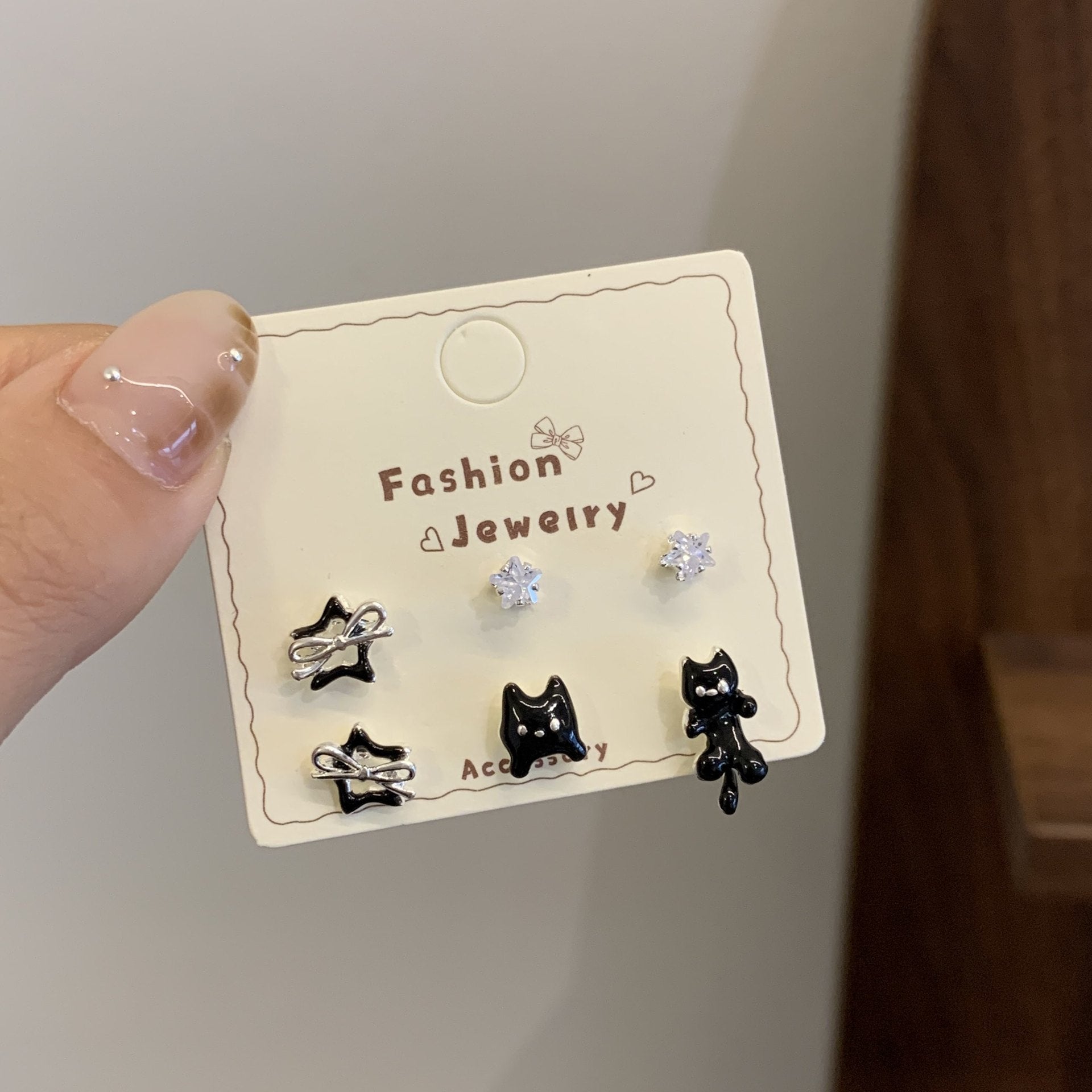 Wholesale Trendy Black Cat Earring Set,  Cute Cat Tail Design,  Silver Needle,  Zinc Alloy Drip Oil,  Everyday Jewelry Accessory