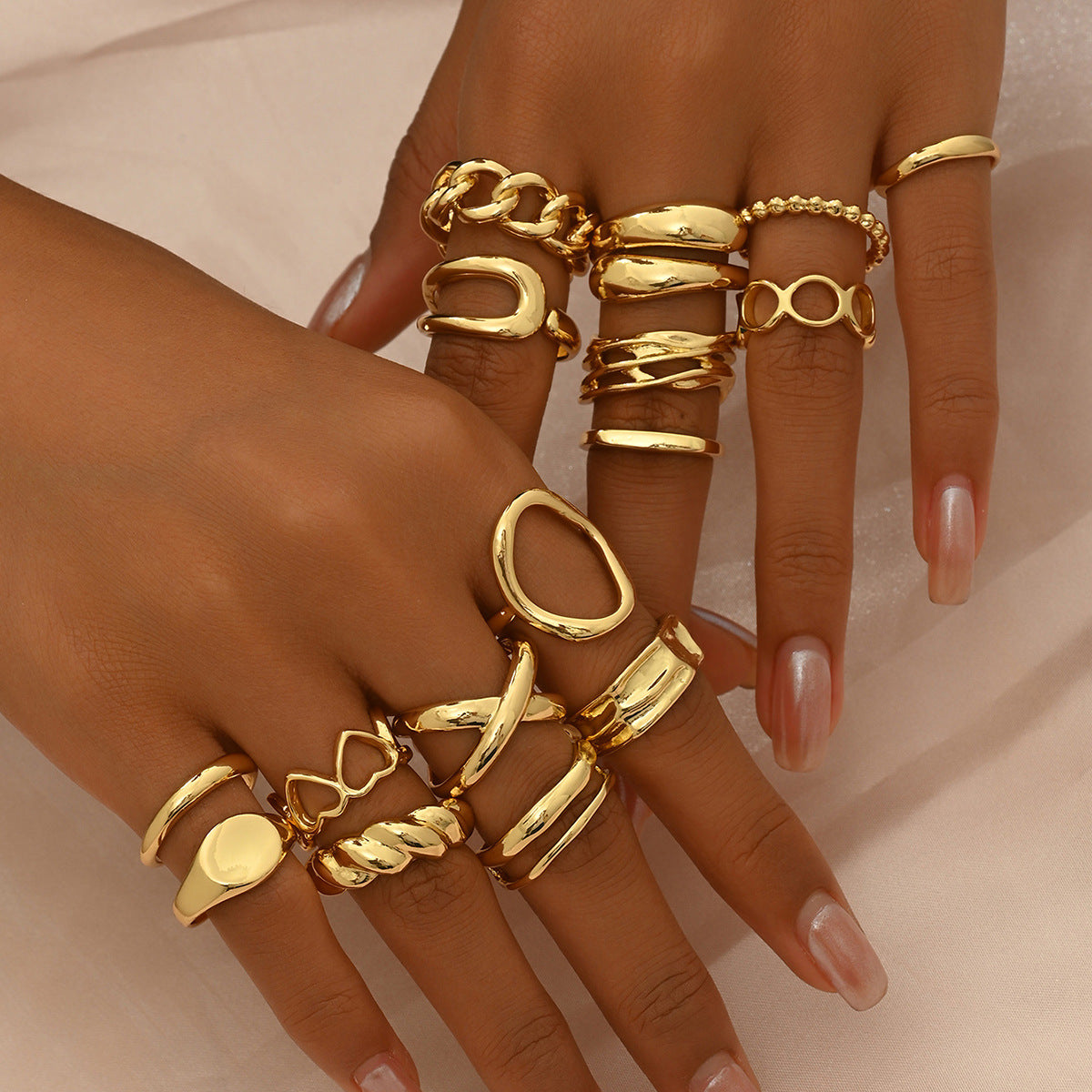 Wholesale Geometric Light Luxury Style  Love Design Open Ring Personality Ring