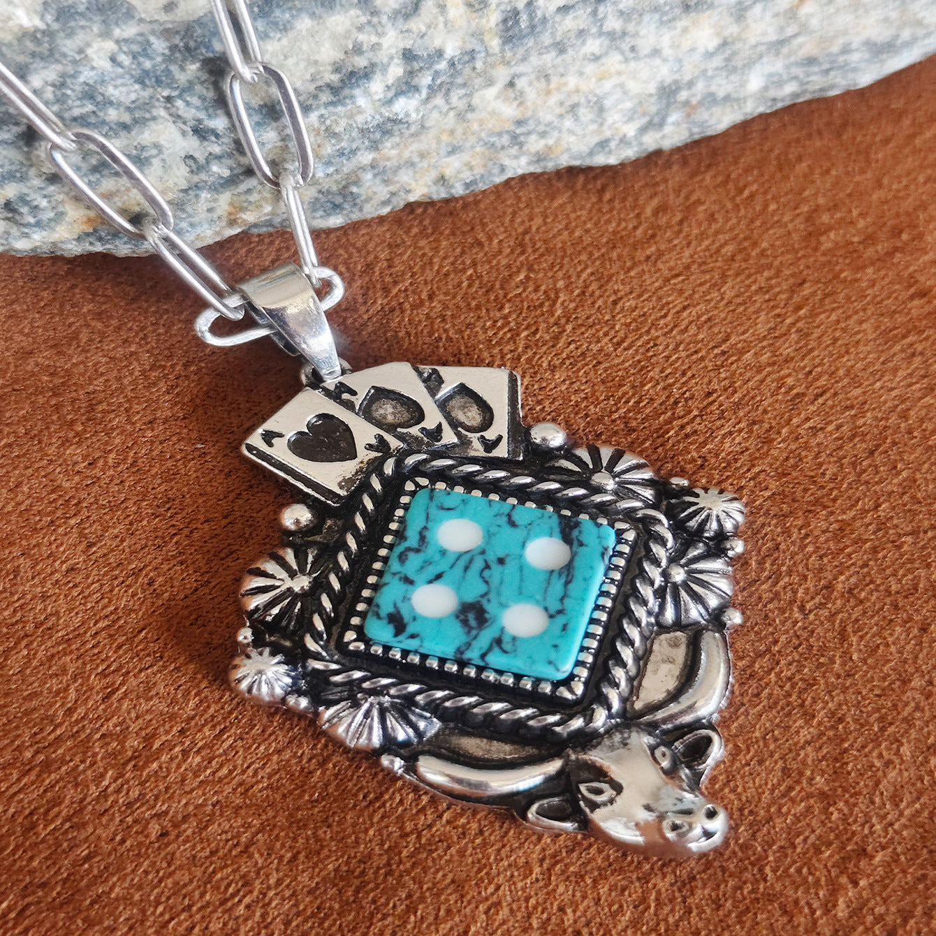 Wholesale Boho Heart Turquoise Pendant Necklace And Earrings Set Retro Gold Tone Fashion Jewelry Accessory For Party And Gift