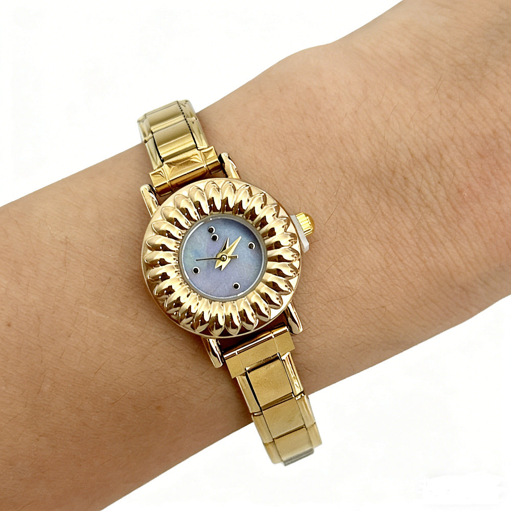Wholesale Trendy Starry Women' s Quartz Watch,  Stainless Steel DIY Modular Timepiece,  Cute Gift and Boutique Resale Accessory