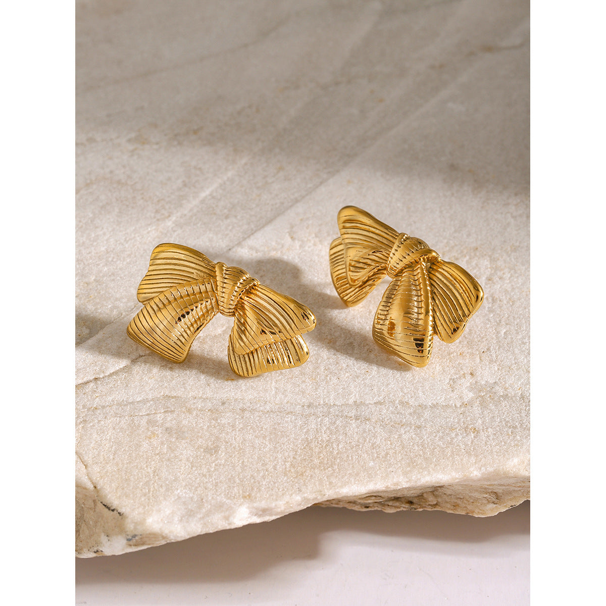 Wholesale 18k gold stainless steel striped bow earrings