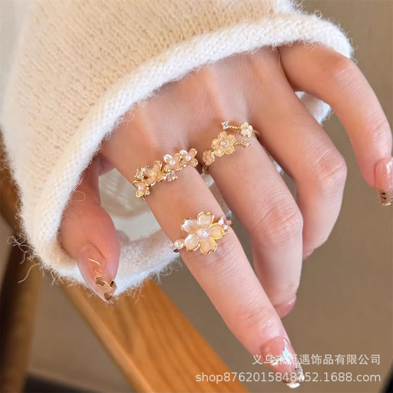 Wholesale Fashion Pearl Flower Rhinestone Ring for Women,  Adjustable Sparkle Jewelry Accessory for Everyday Wear