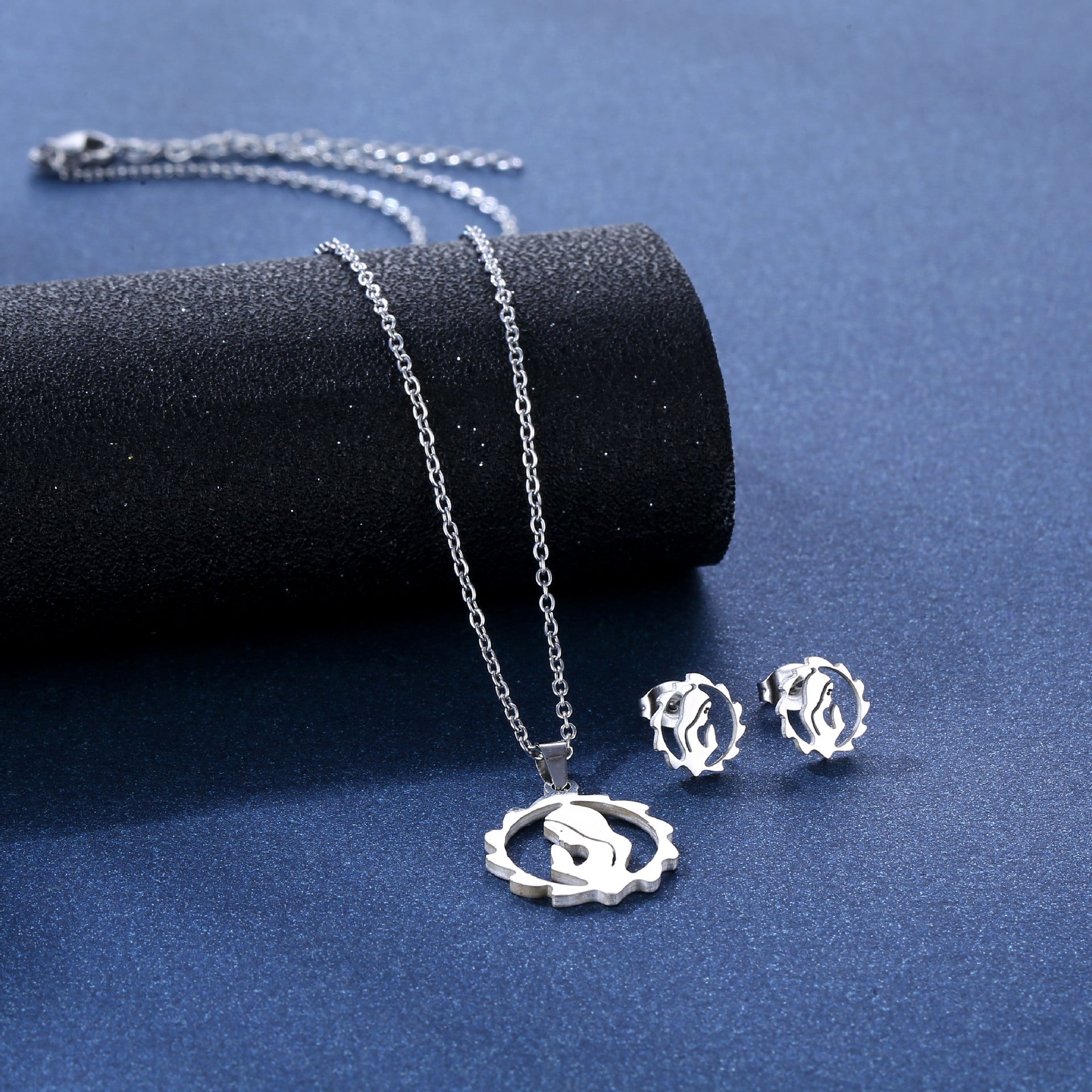 Wholesale Stainless Steel Mother' s Day Necklace Earring Set