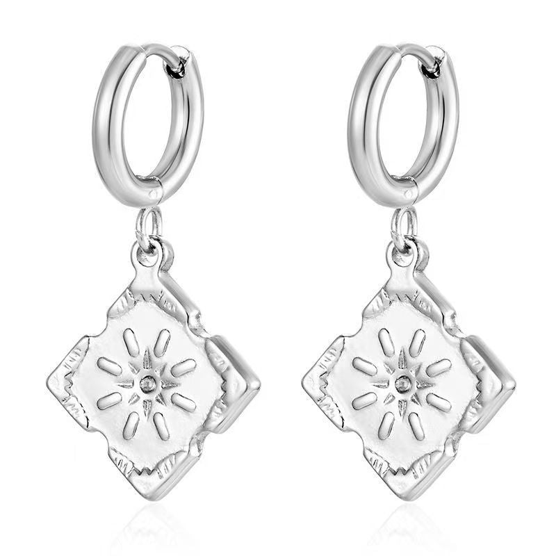 Wholesale Stainless steel heart and flower earrings