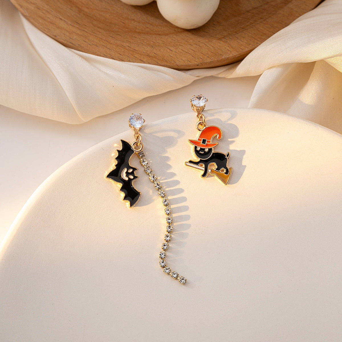 Wholesale  Horror Funny Ghost Earrings