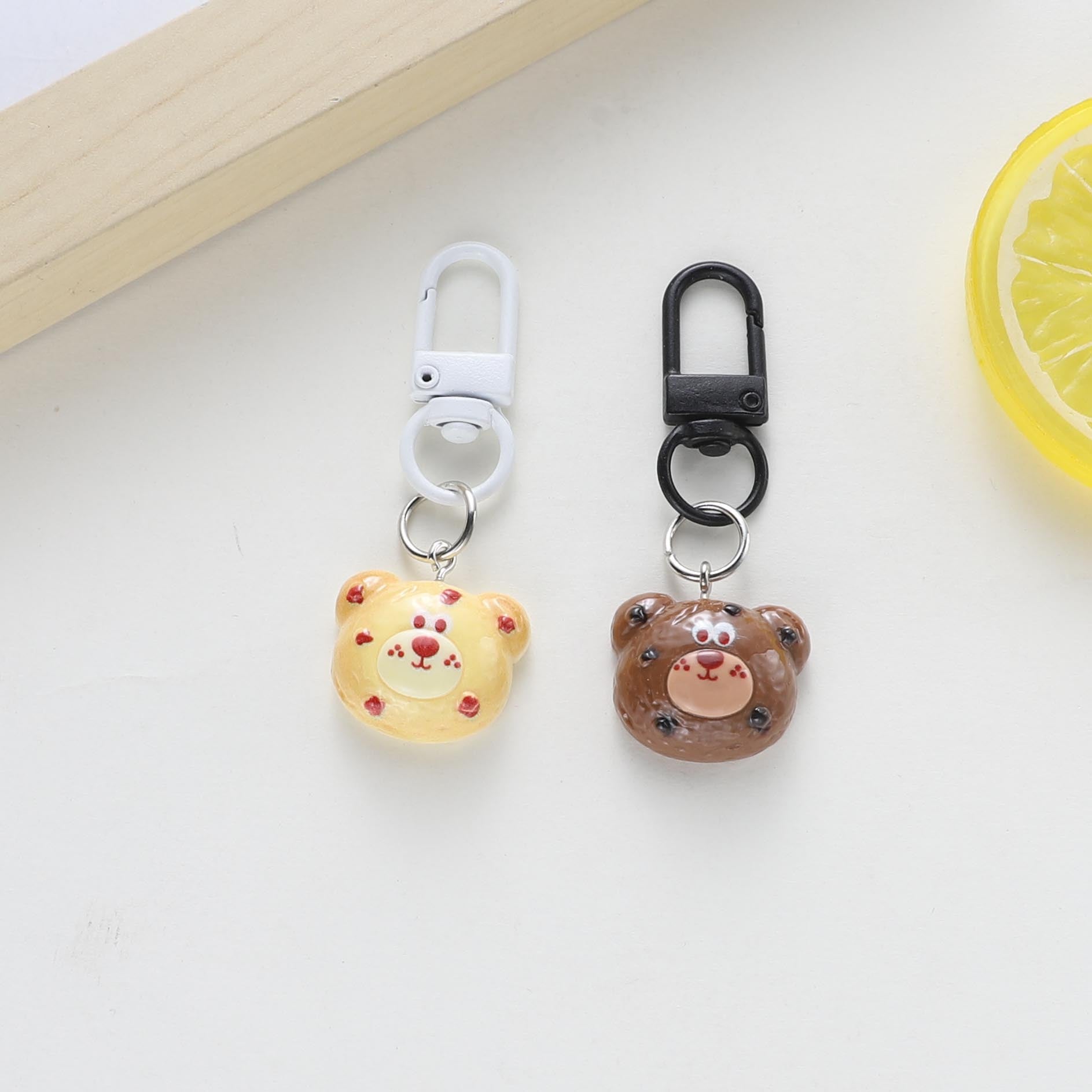 Wholesale Cute Animal Bear Head Keychain