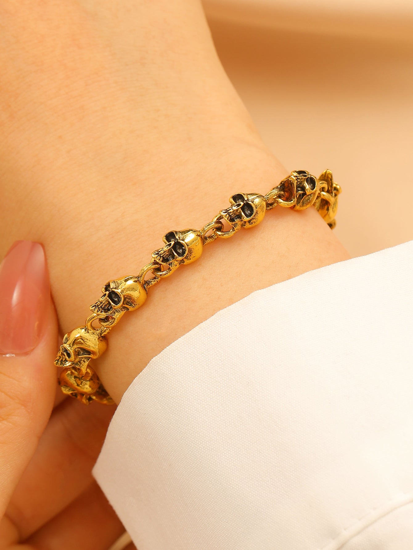 Wholesale Gothic Skull Bracelet Ancient Silver Unisex Fashion Jewelry Accessory