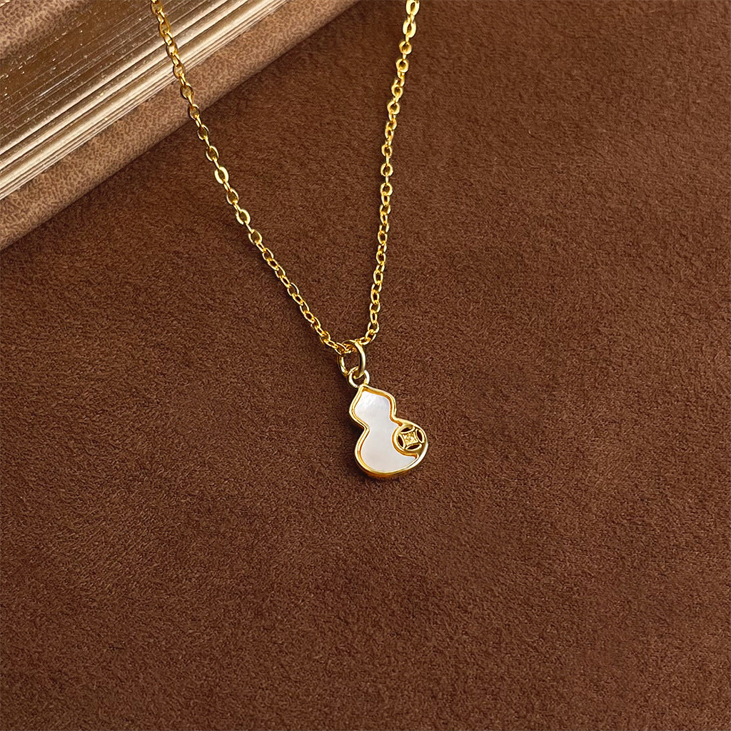 Wholesale Luxury Mother-of-Pearl Necklace for Women,  Fashionable Zirconia Clavicle Chain,  High-End Sweater Chain