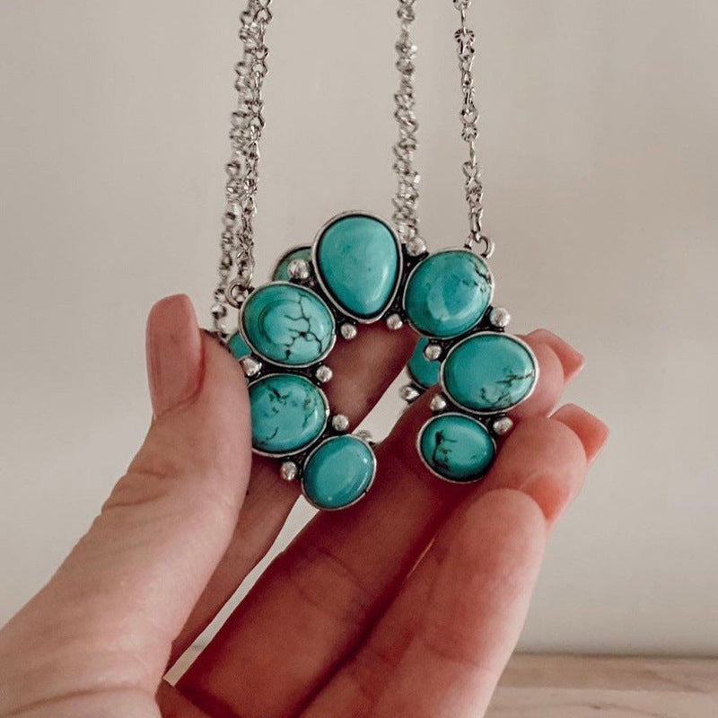 Wholesale Silver Alloy Turquoise Drop Pendant Bohemian Retro U-Shape Collarbone Necklace Gift Jewelry Accessory