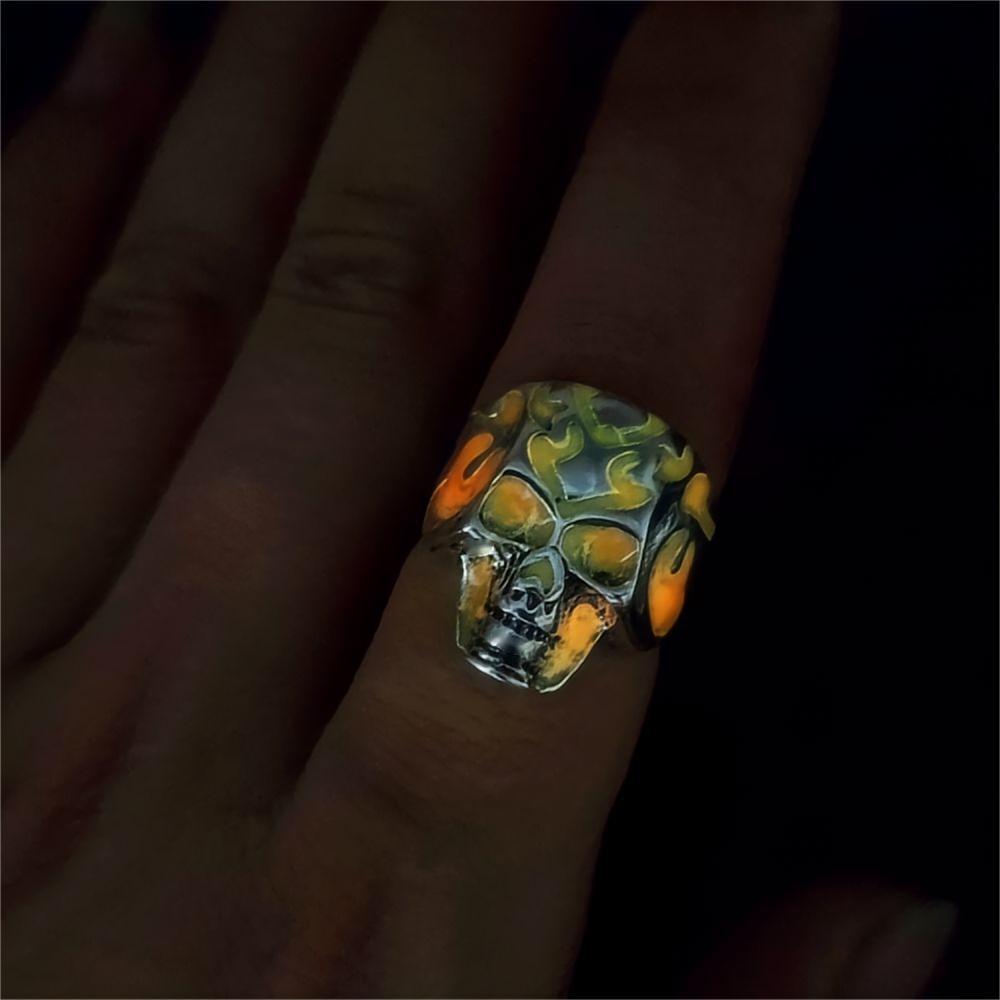 Wholesale  Retro Flame Pattern Skull Luminous Ring  Ring