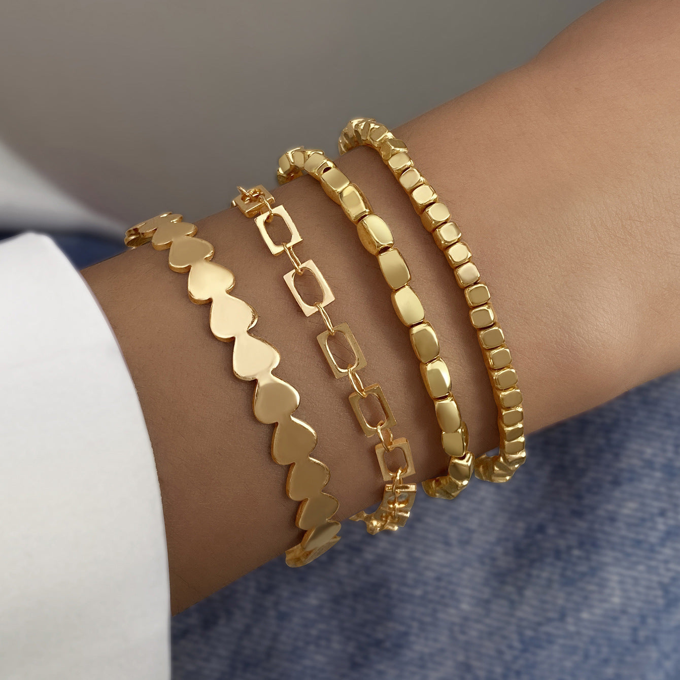 Wholesale  alloy love knot bracelet suit creative peach heart love geometric bracelet