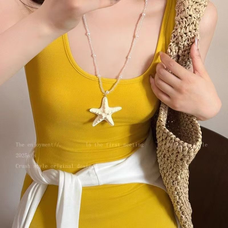 Wholesale Plastic Resin Long Beaded Starfish Necklace Summer Beach Vacation Style Yellow Pendant Jewelry Accessory For Women