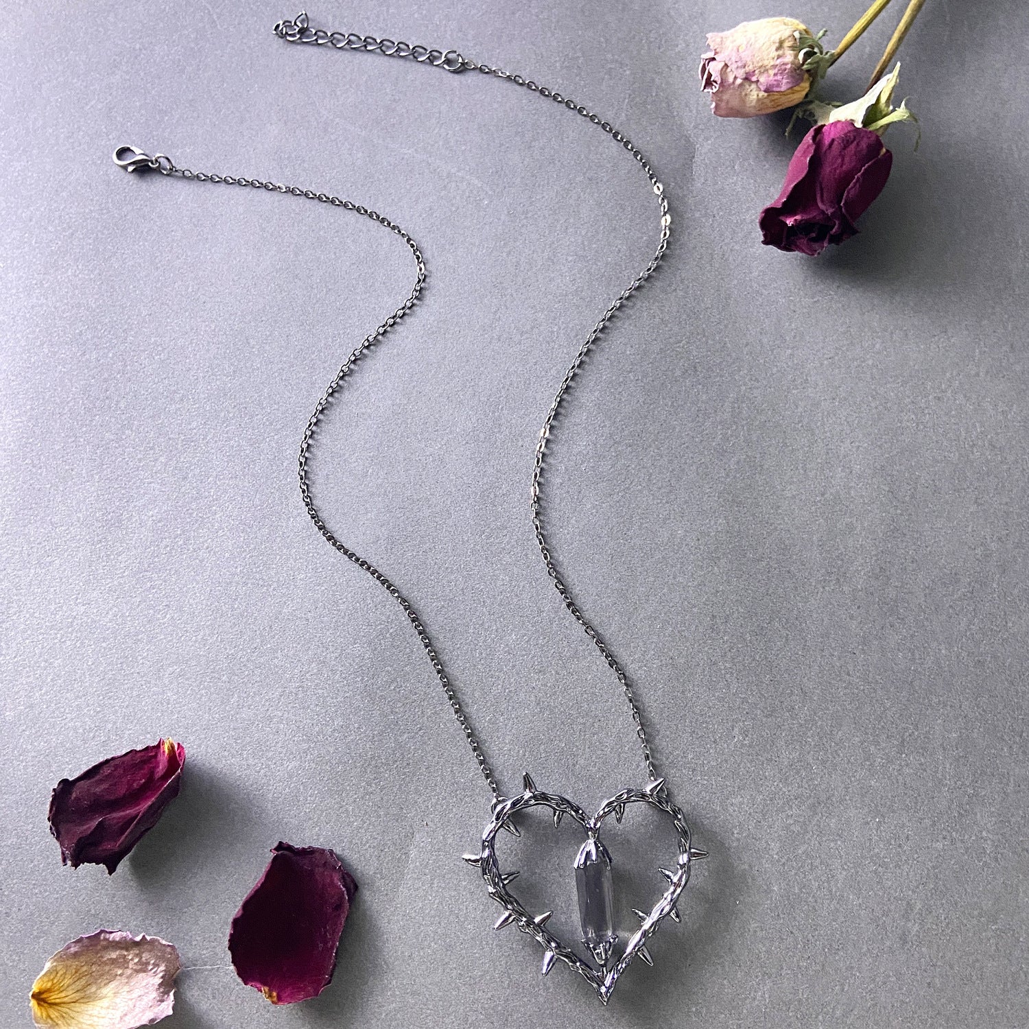 Wholesale Retro dark anime witch heart n clavicle necklace heart necklace