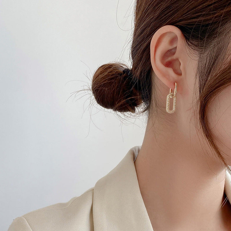 Wholesale Cold Style Electroplated Metal Earrings - Simple Round Ear Studs for Women Fashion Accessory