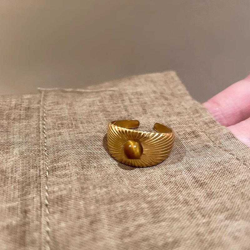 Wholesale Chic Sunflower Tiger Eye Stone Ring Women' s Alloy Electroplated Geometric Design Jewelry Accessory for Boutique Resale