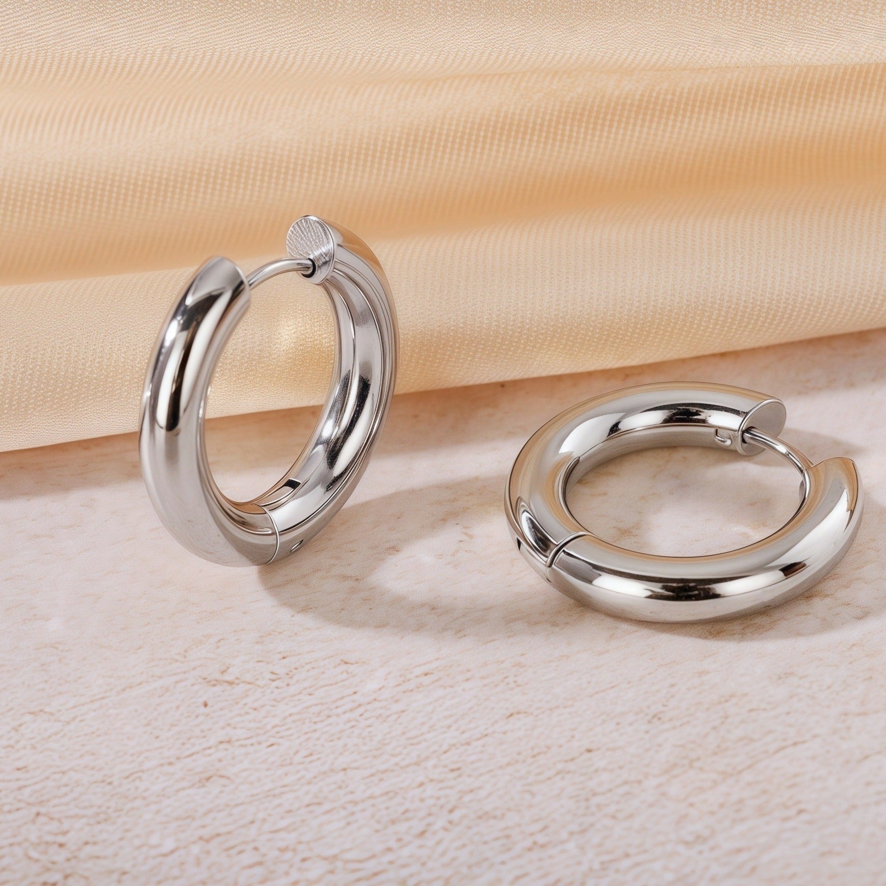 Wholesale Titanium steel hoop earrings