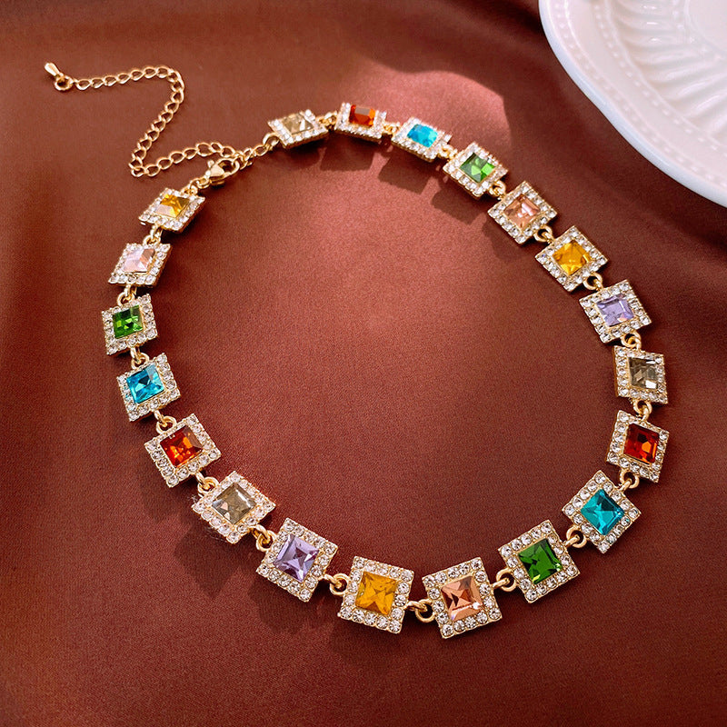 Wholesale Alloy Rhinestone Clavicle Necklace,  Geometric Vintage Style Fashion Jewelry Accessory for Gift