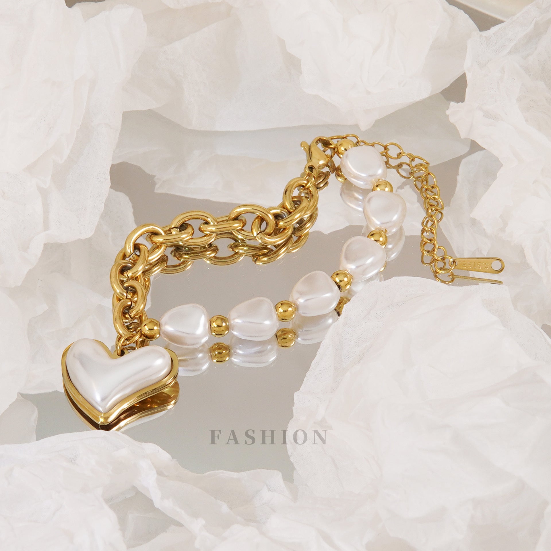 Wholesale  Irregular Pearl Bracelet Electroplated 18K Gold Waterproof Color-free Metal Baroque Love Bracelet
