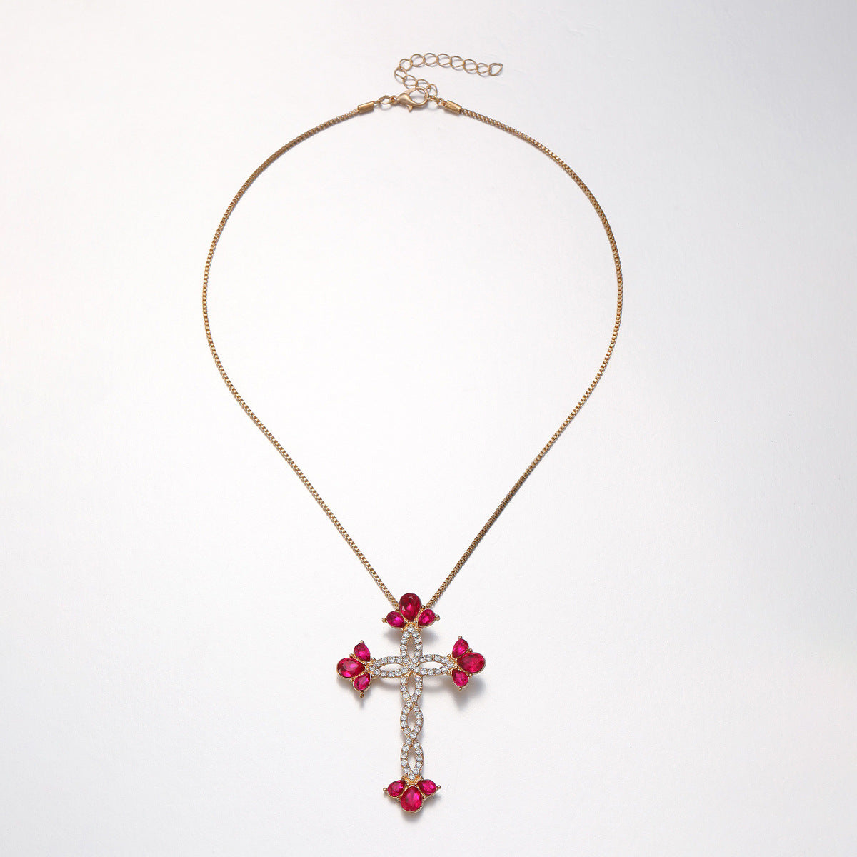 Wholesale Minimalist Cross Pendant Necklace with Rhinestones Zinc Alloy Electroplated Jewelry Accessory for Women Boutique Resale