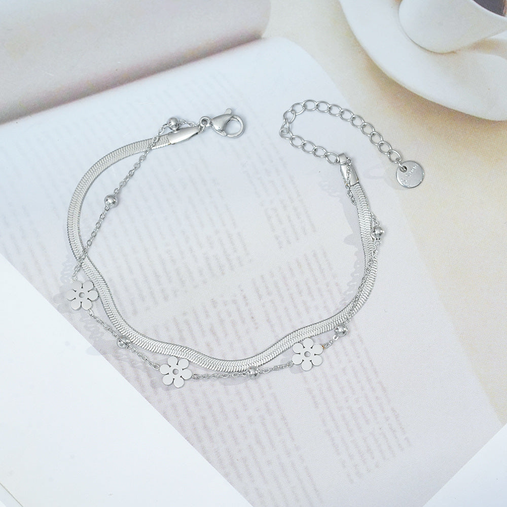 Wholesale Fashion Flower Snake Chain Bracelet Titanium Steel Electroplated Jewelry Boutique Resale