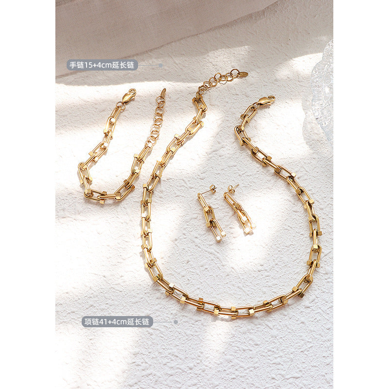 Wholesale Titanium Steel Bold U-Shaped Horseshoe Buckle Thick Chain Necklace,  Stud Earrings,  and Bracelet Set
