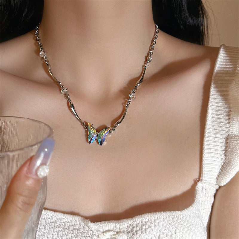 Wholesale Gradient Butterfly Pendant Necklaces Choker Necklaces ACC-NE-Qiuy002