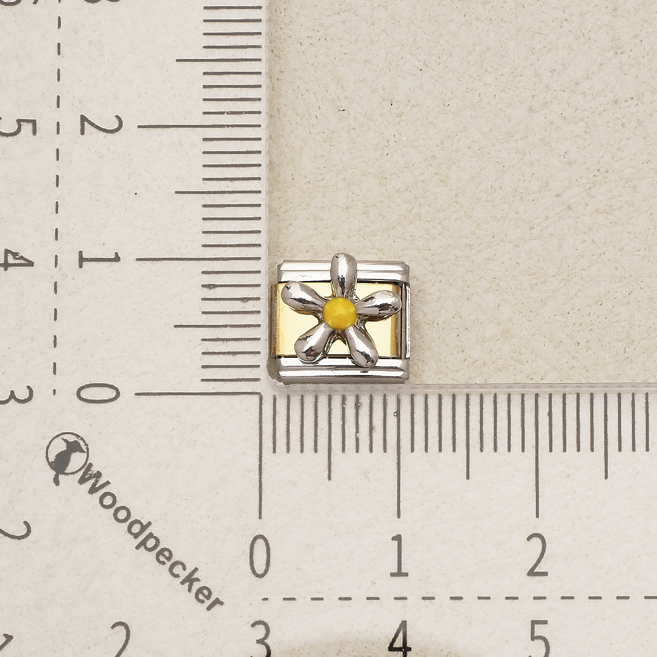 Wholesale 18Pcs Fashion 201 Stainless Steel Italian Charms DIY Jewelry Accessory With Flower Skull Heart Feather Motifs