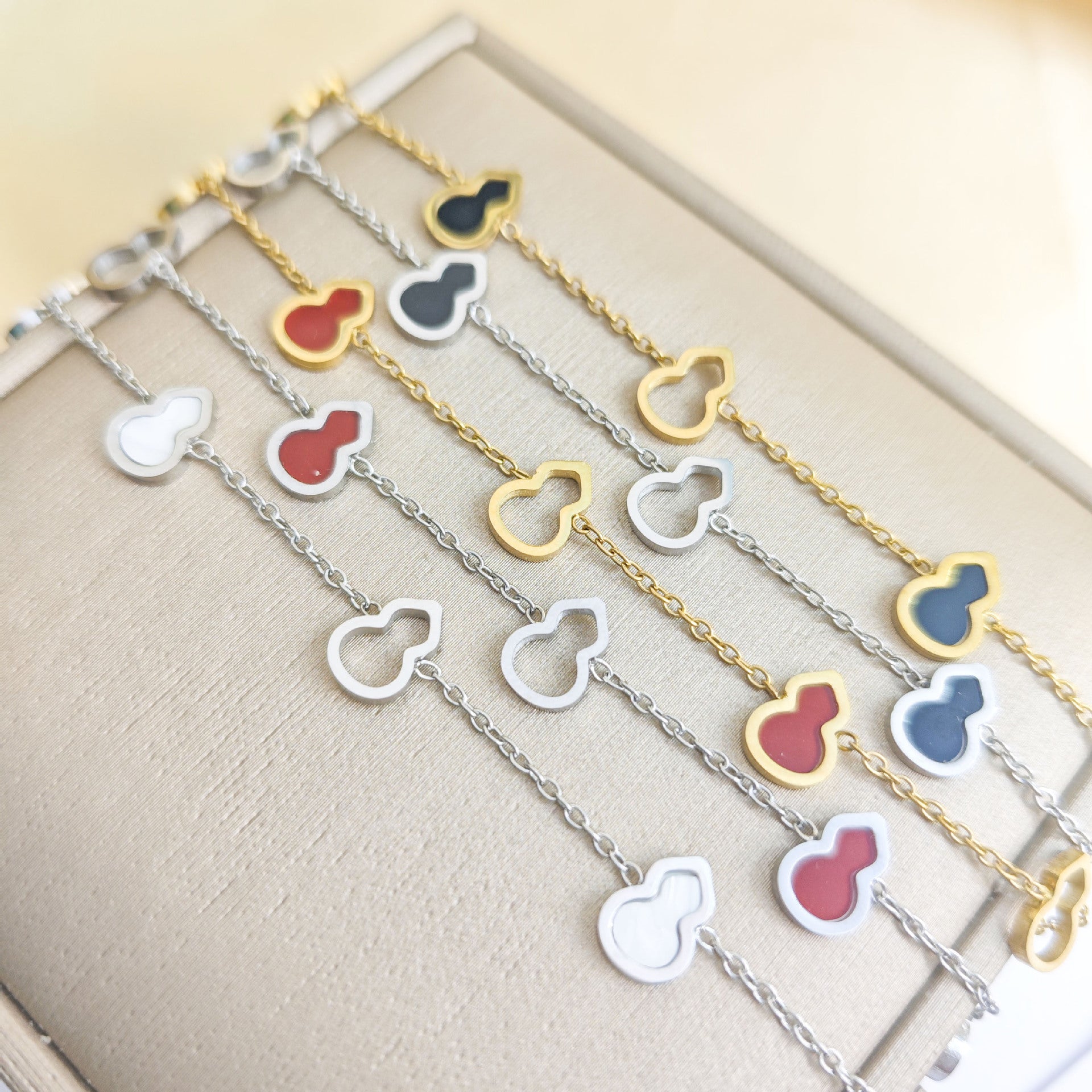 Wholesale Red Gourd Charm Bracelet,  Titanium Steel with Gold Electroplating,  Trendy Jewelry Accessory for Women Everyday Wear