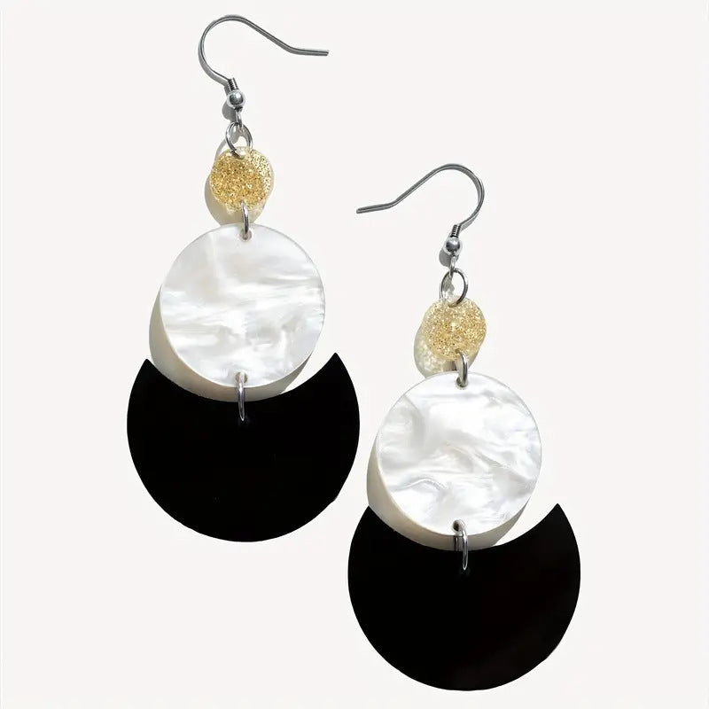 Wholesale Acrylic White And Black Luxury Earrings