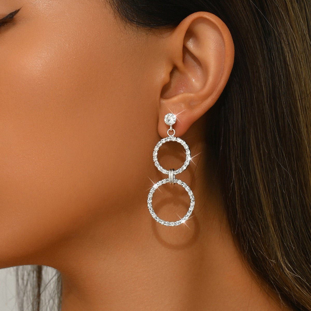 Wholesale  Rhinestone Claw Chain Earrings