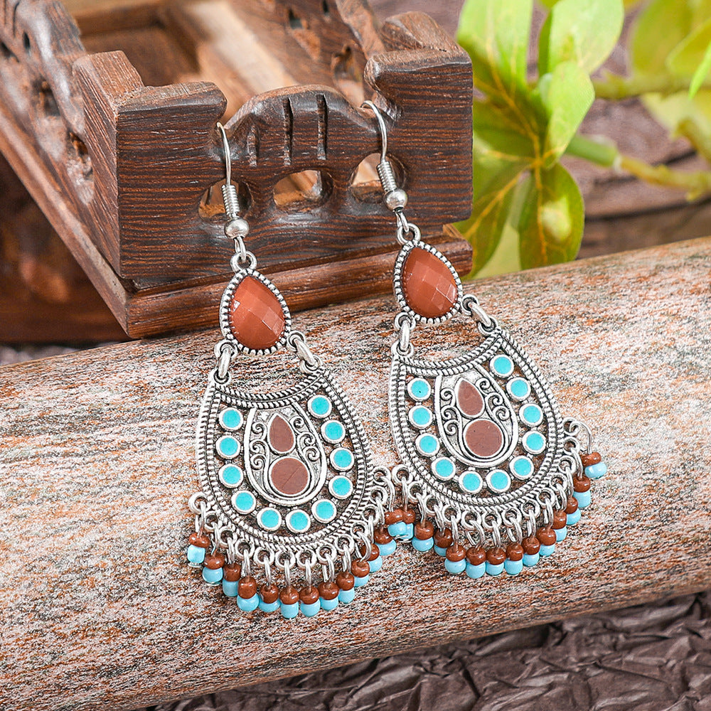 Wholesale Retro Palace Style Geometric Hollow Tassel Earring Set - Trendy Fashion Accessory for Everyday Wear