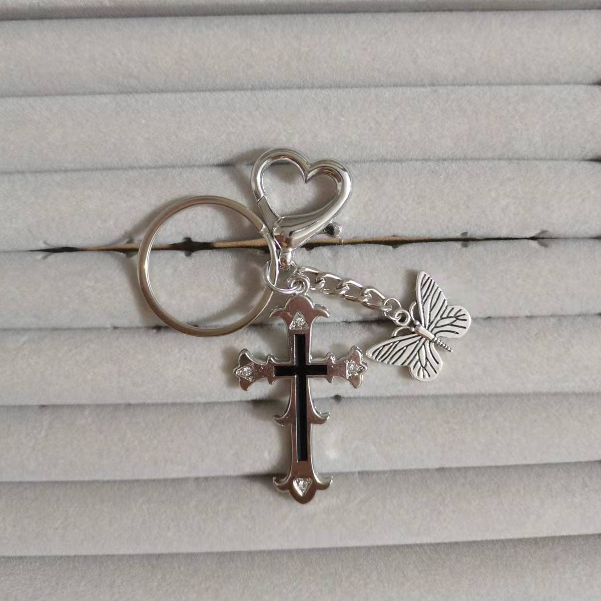 Wholesale Zinc Alloy Cross Keychain Y2K Style Bag Charm For Women