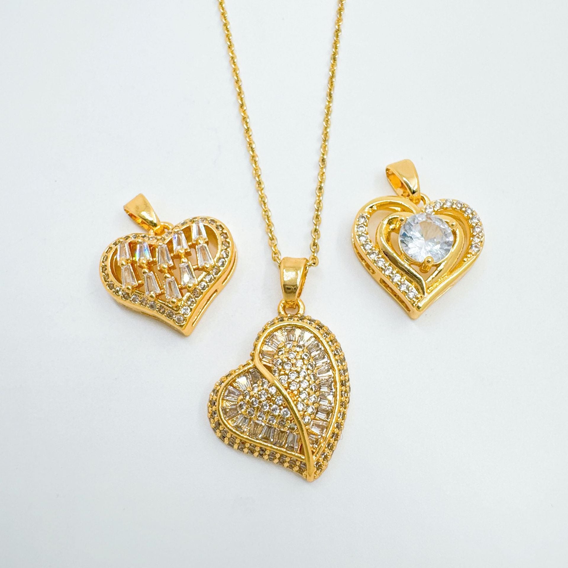 Wholesale Sweet Love Micro-Inlaid Zircon Pendant Necklace,  Gold Plated Copper,  Fashion Accessory