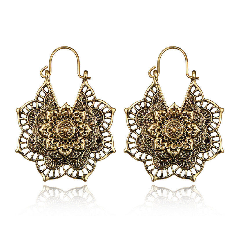 Wholesale Retro Exaggerated Hollow Pattern Earrings