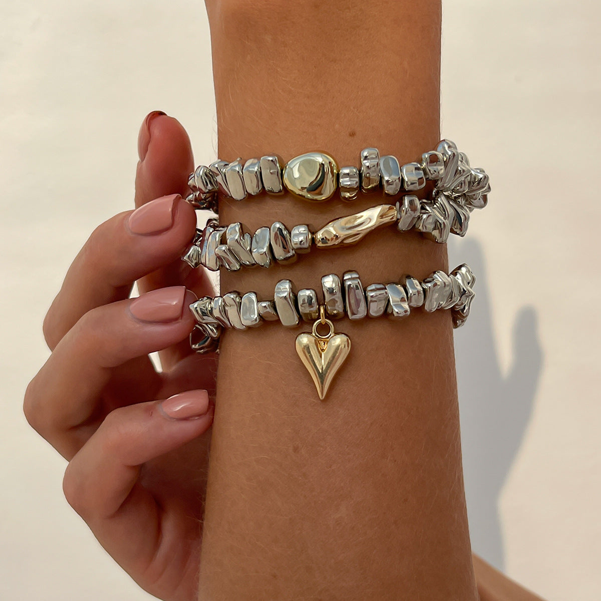 Wholesale Heart Shaped Irregular Bead Layered Bracelet Mixed Color Women' s Jewelry Accessory