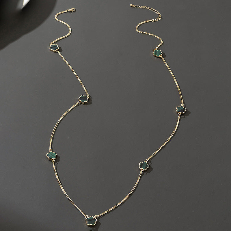Wholesale Lucky Five-Leaf Clover Alloy Necklace Long Chain Fashion Accessory for Women Gift Boutique Resale