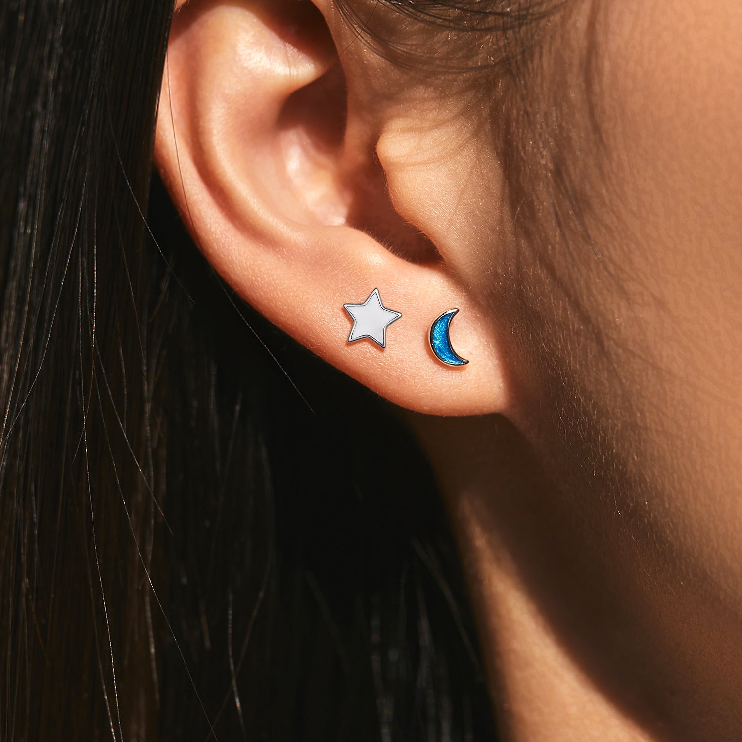 Wholesale s925 Silver Star Moon Asymmetric Earrings