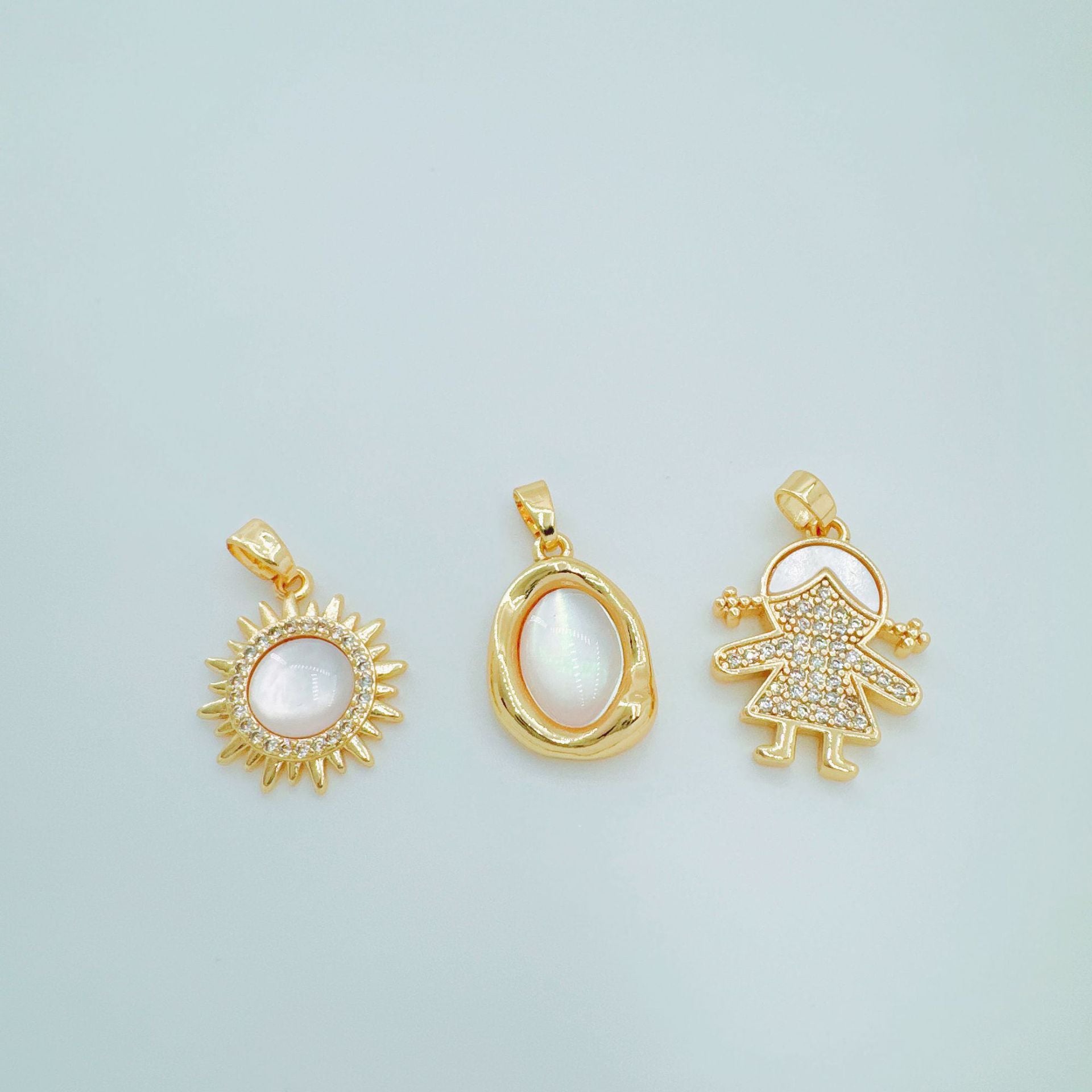Wholesale Mother-of-Pearl Heart Sun Pendant Necklace - Casual Fashion Jewelry Accessory