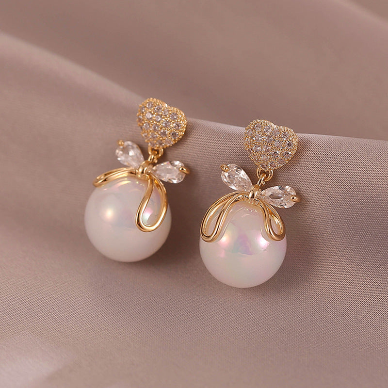 Wholesale S925 silver needle mermaid heart pearl earrings