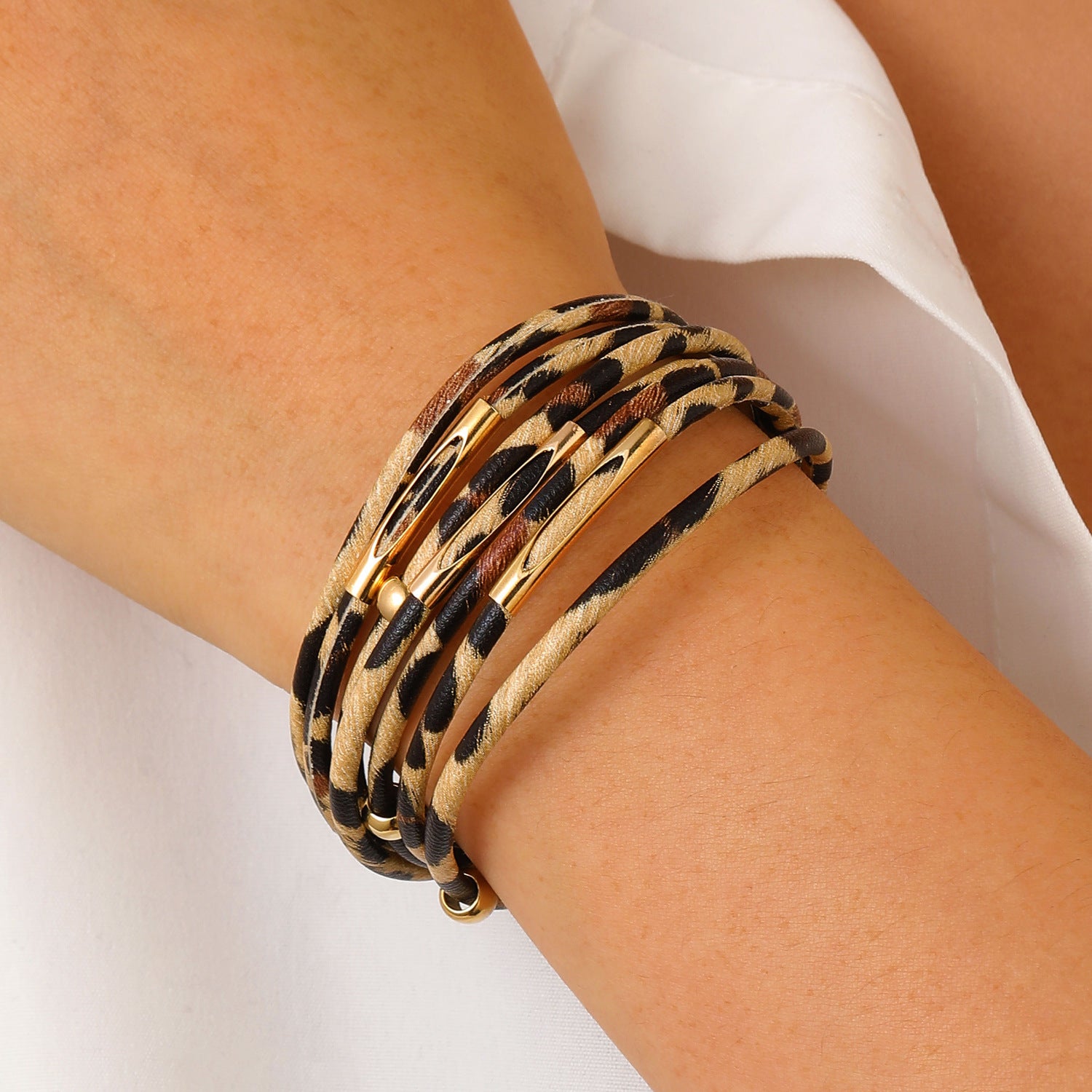 Wholesale Ethnic-Style Alloy Hand Jewelry Vintage Wide-Band Bracelet Layered Bracelet Set Gold Plated Bracelet